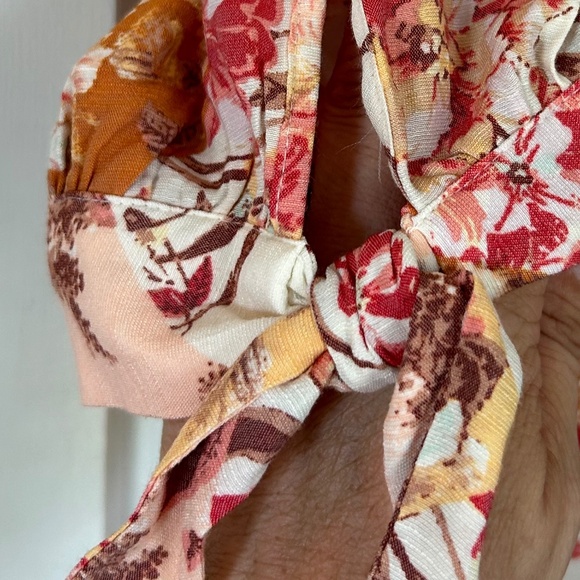 LC Lauren Conrad Button Down Tie Sleeve Square Neck Quilt Patch Floral Blouse - Picture 6 of 16